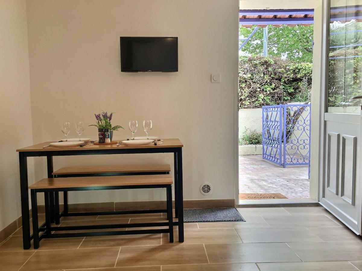 Bleu Lavande - Coquet Appartement Ambiance Village 伊斯特尔 外观 照片